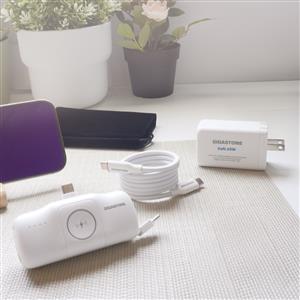 GIGASTONE PD-7656W 3-in-1充電組合包